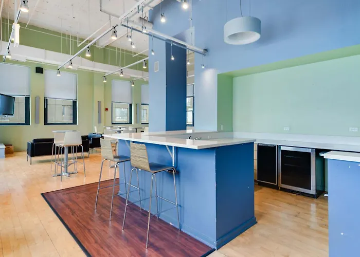 Apartamento Downtown With Free In & Out Parking 6 *